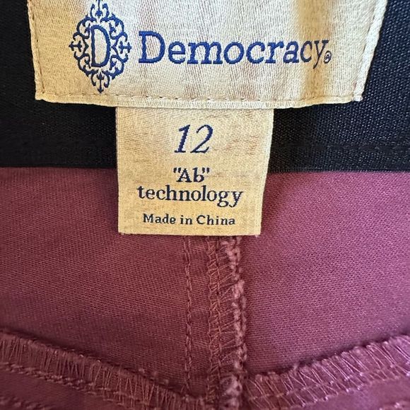 EUC Democracy Women’s Jeans - Picture 10 of 12